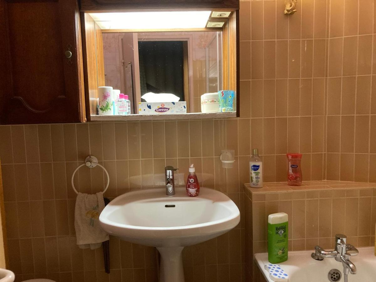 Chambre Chez L'Habitant Noisiel Exterior foto